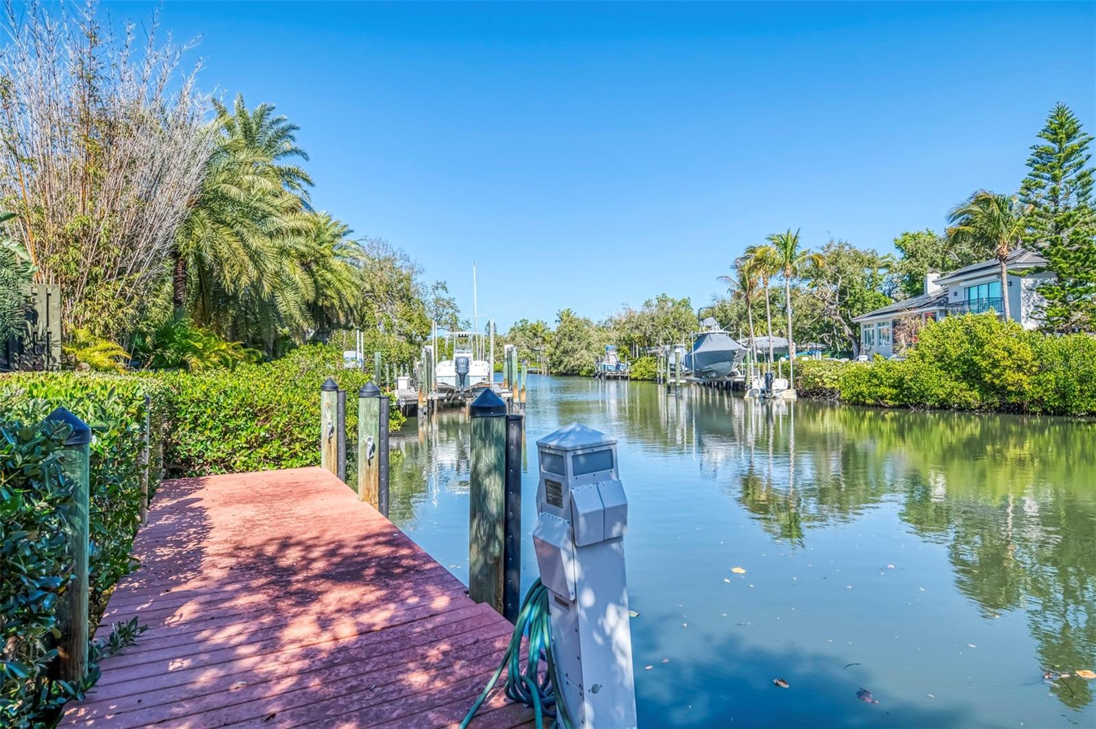HIDDEN HARBOR - Residential