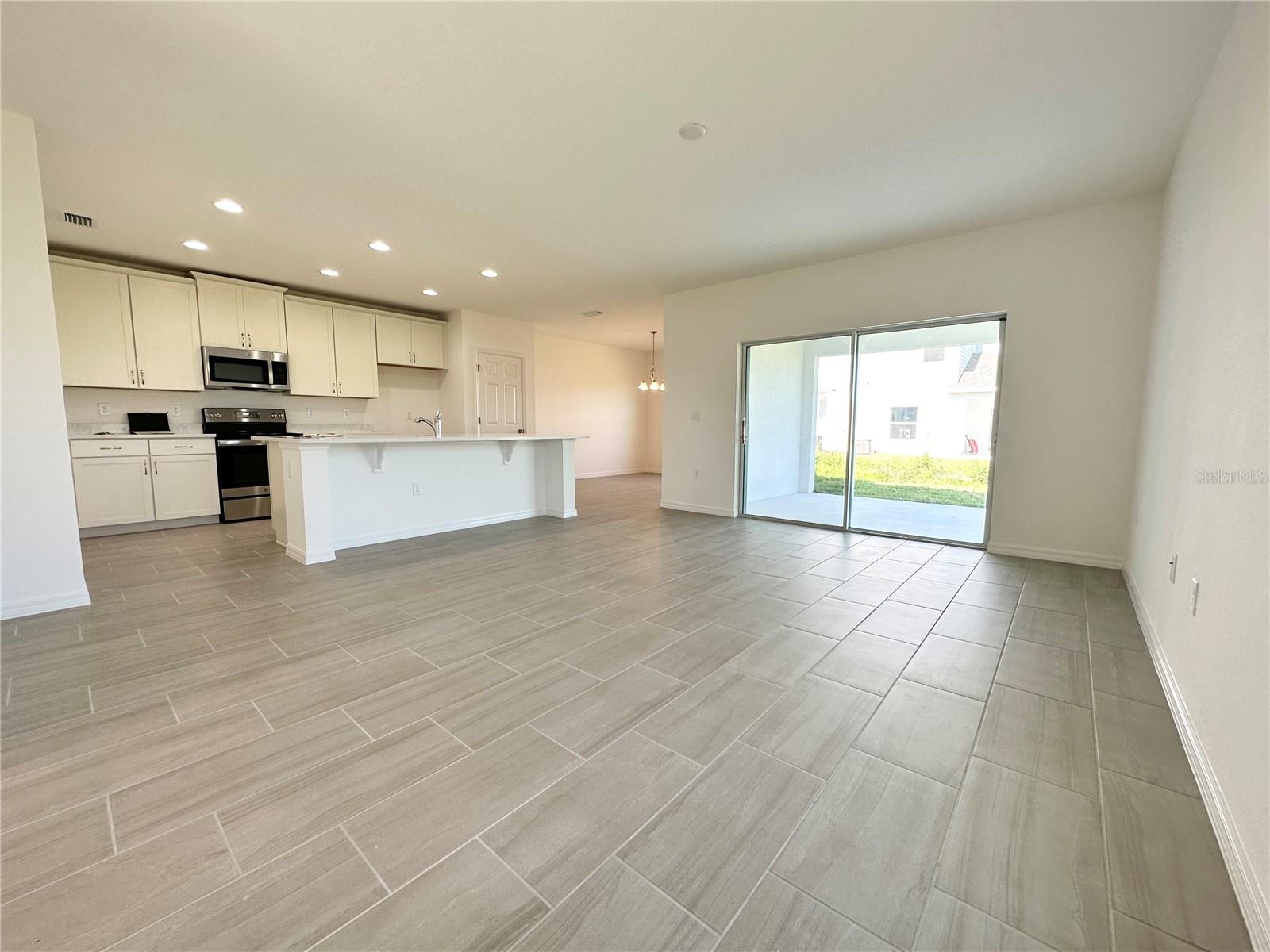 LEGACY LNDGS - Residential Lease
