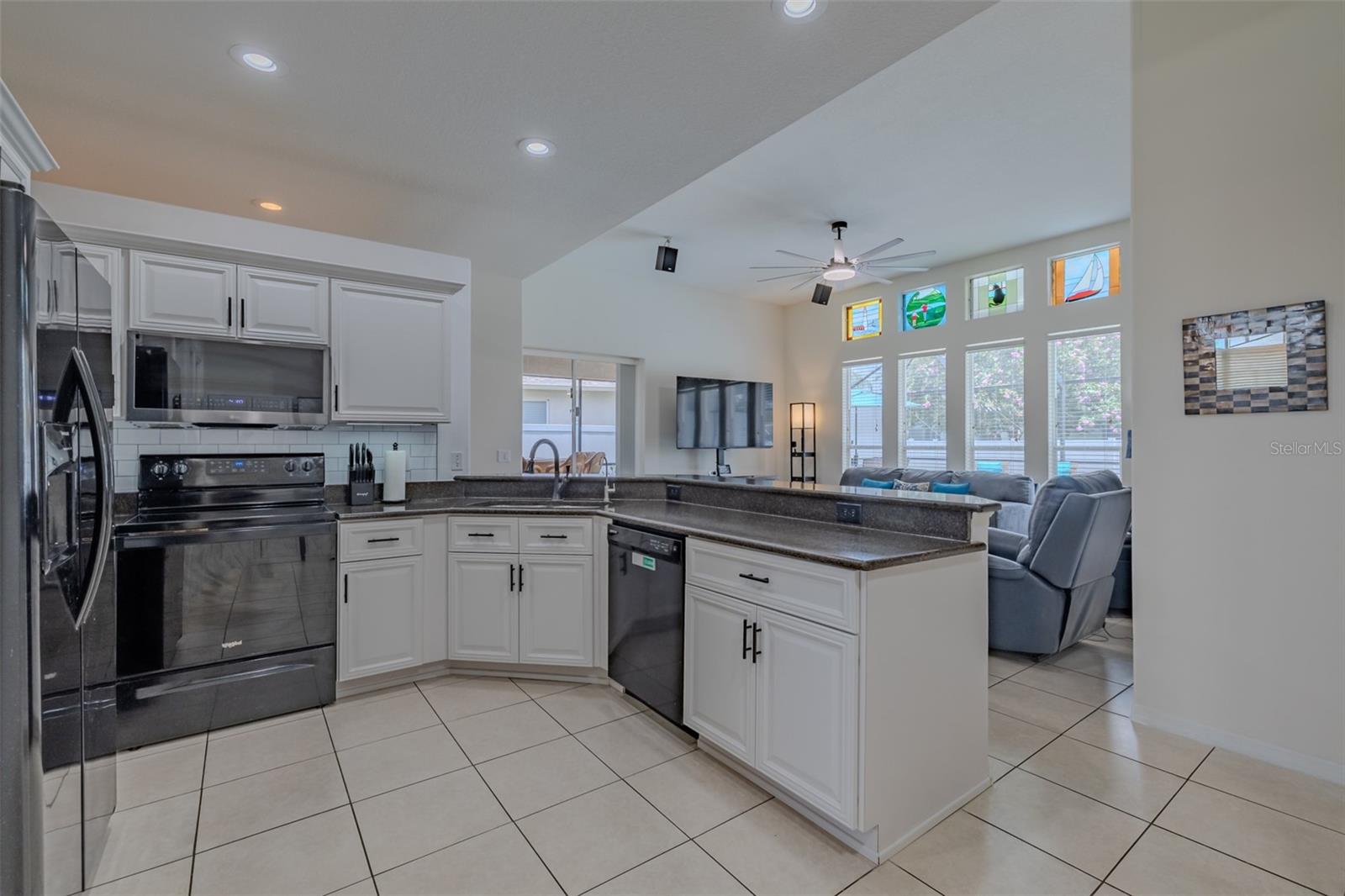CYPRESS CREEK VILLAGE A REV - Residential