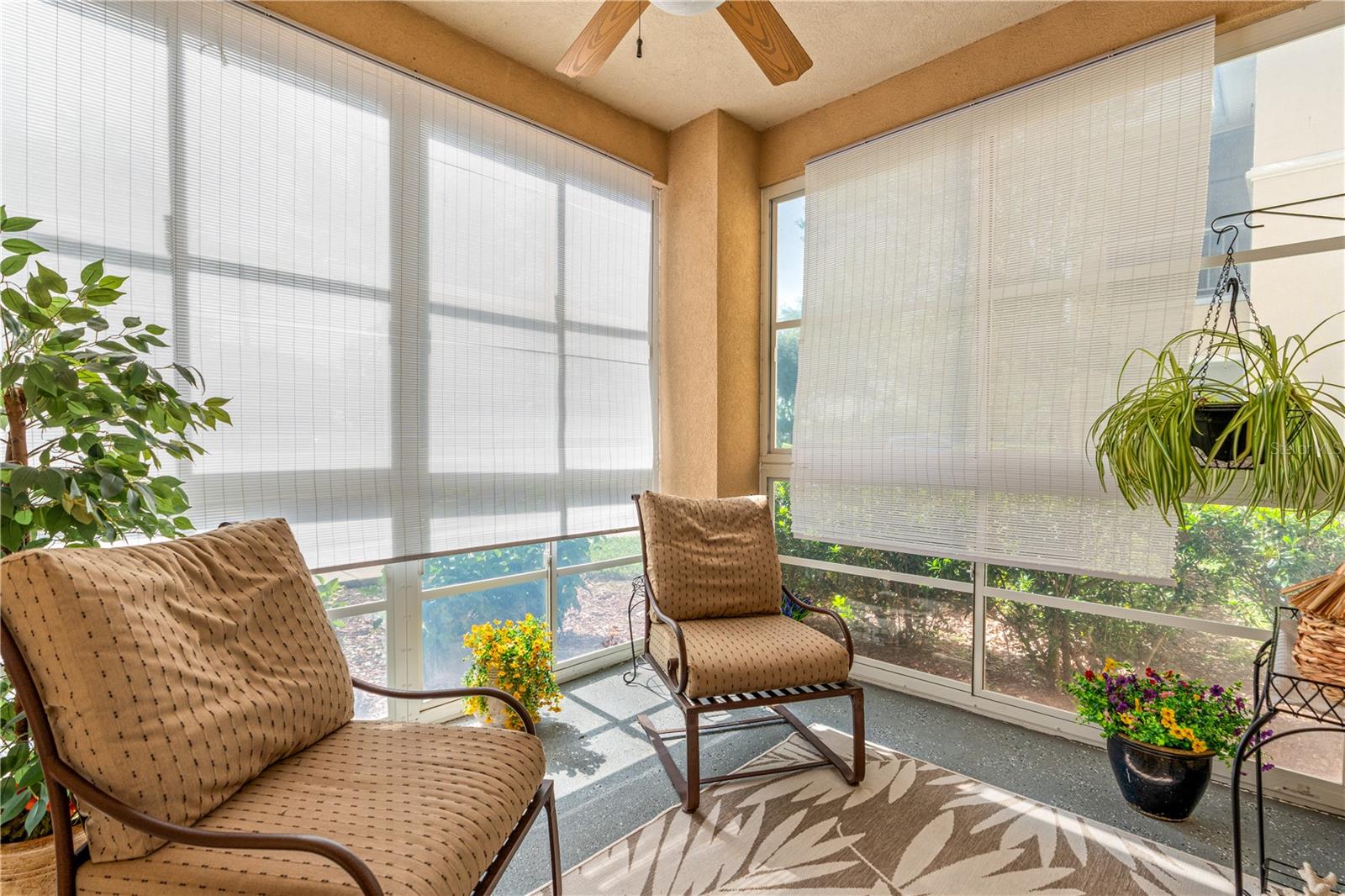 WHISPERING WOODS - Residential