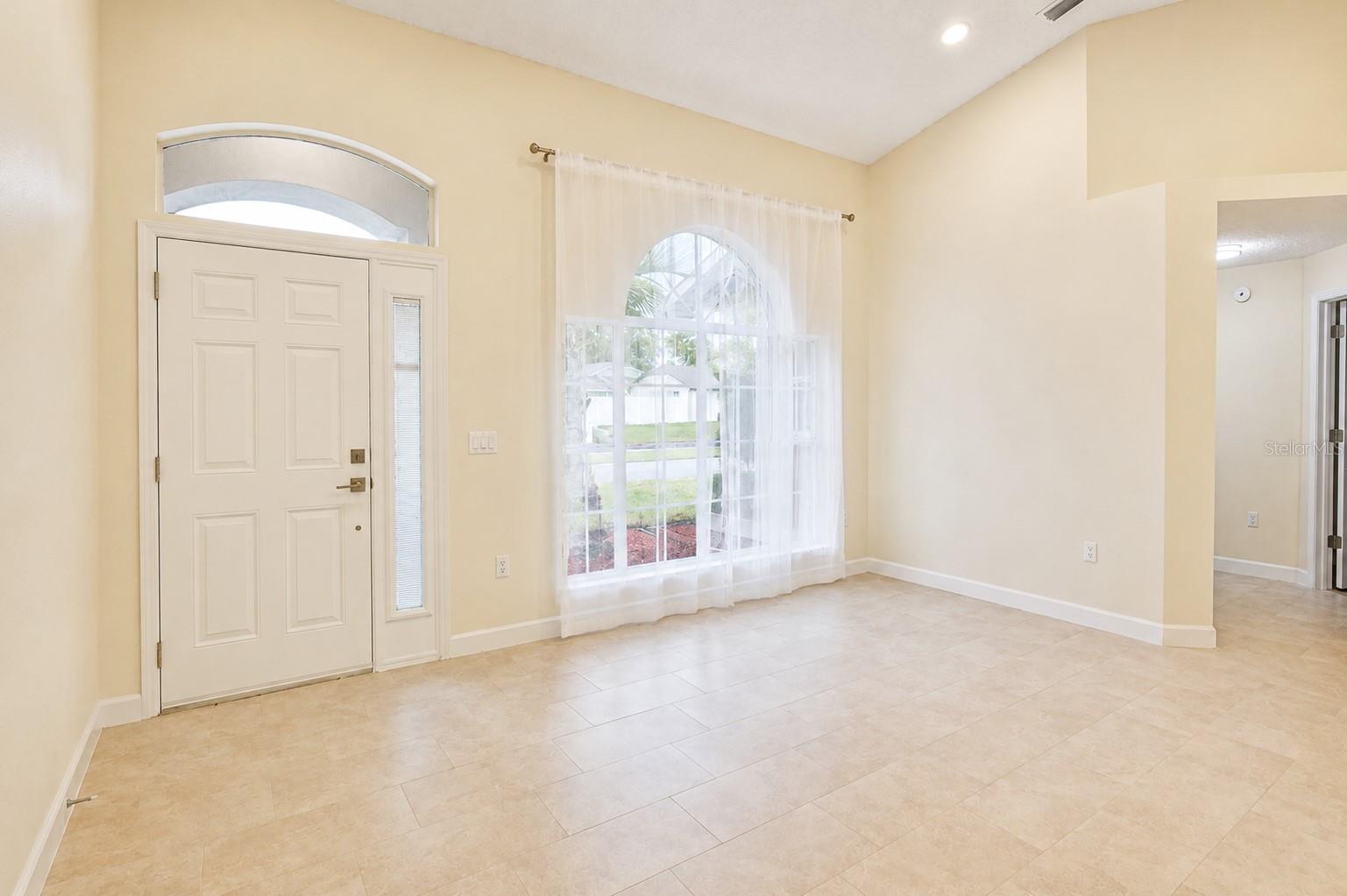 TWIN LAKE - Residential Lease