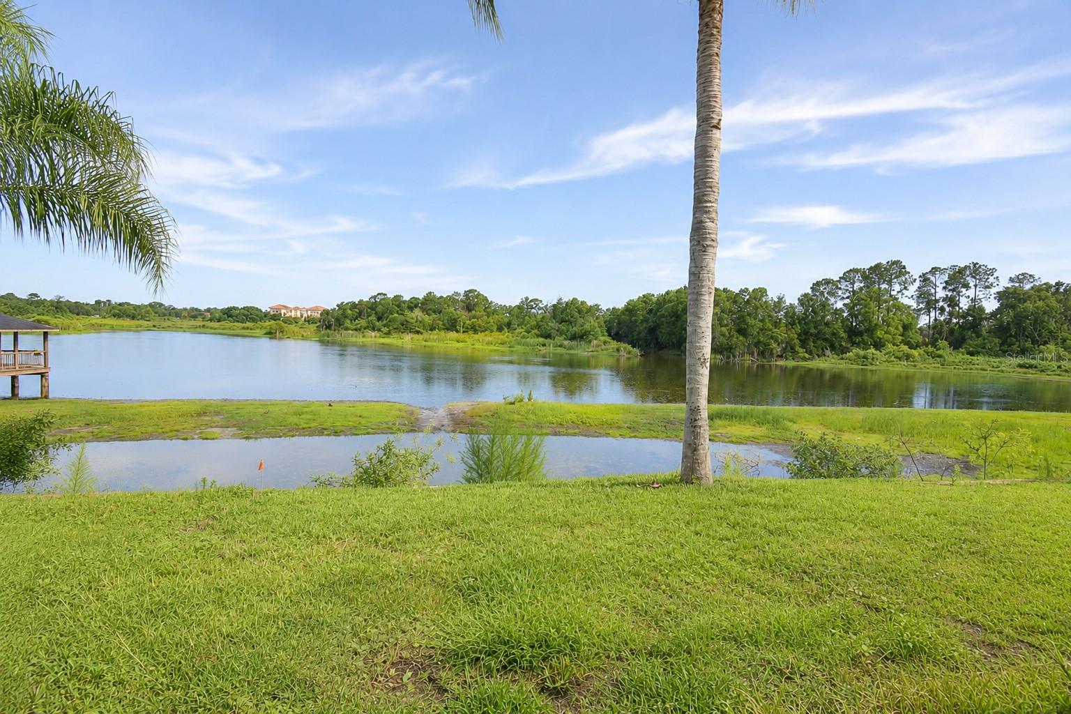TWIN LAKE - Residential Lease