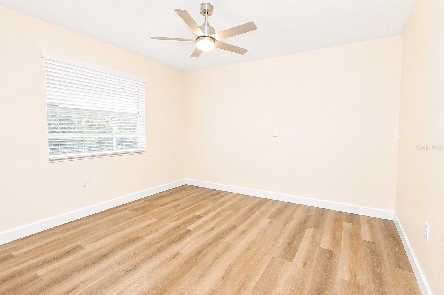 TWIN LAKE - Residential Lease