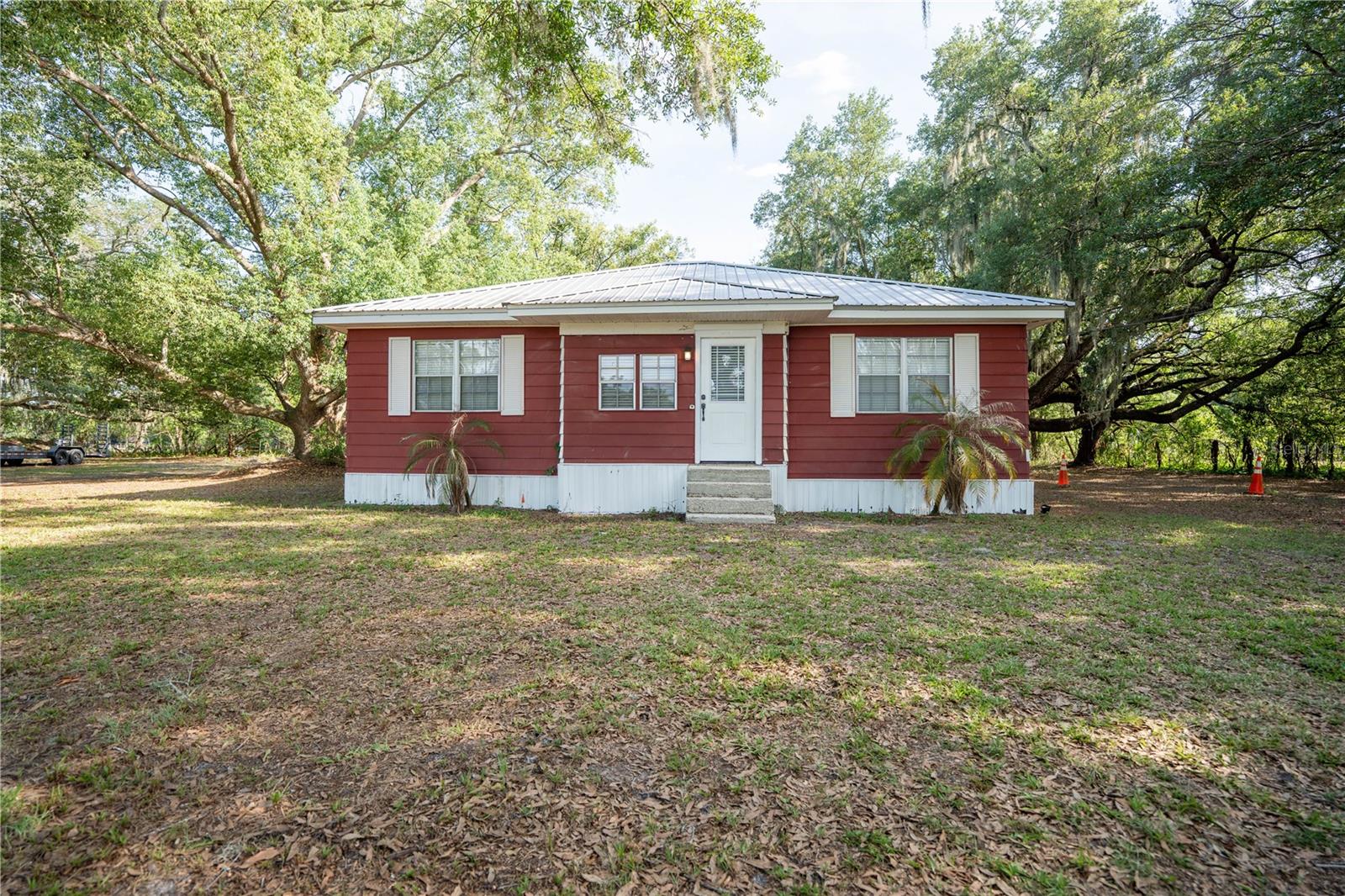 Welcome to this charming property, offering space, privacy, and endless potential on 4.6 acres and no HOA! This home features an open and inviting layout with comfortable living spaces. The expansive acreage provides ample room for outdoor activities, animals, or future improvements, making it ideal for those seeking a little extra land without sacrificing convenience. Located just minutes from major roadways, shopping, and dining, you’ll enjoy the perfect balance of peaceful living and accessibility.
Great opportunity for homeowners—schedule your showing today!