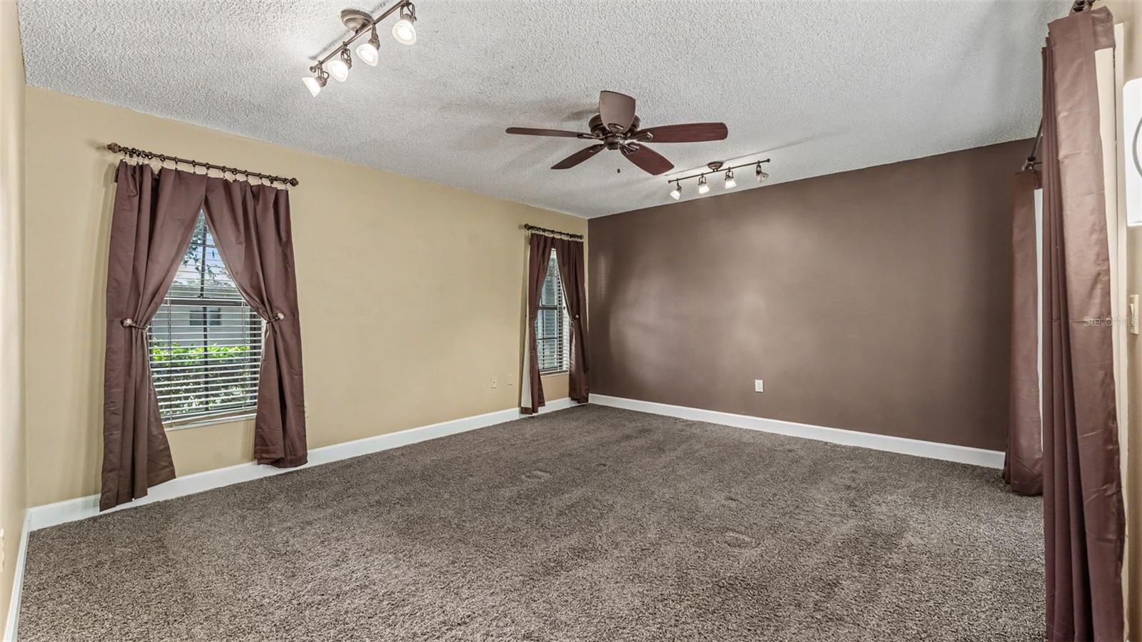 TIMBERIDGE PHASE 02 - Residential