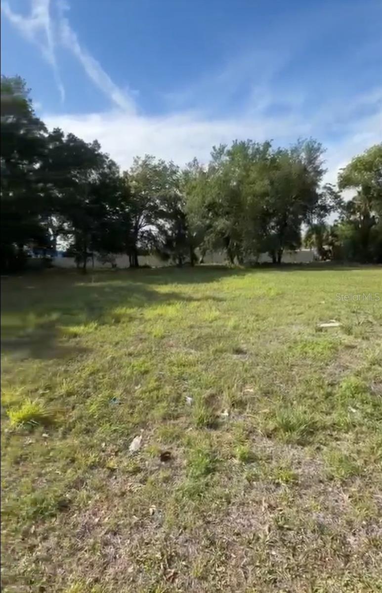 Prime commercial lot in a rapidly growing Orlando corridor. Currently zoned P-O (Professional Office), this 0.32-acre parcel offers immediate commercial development potential — and a compelling upside for investors considering a future rezoning to multifamily. The surrounding area already includes multiple multifamily communities, strengthening the precedent for higher-density residential use. More than 26.000 cars daily.

The location is a major value driver: just 0.5 miles from Walmart Supercenter, surrounded by restaurants, retail, and daily-use services that support both commercial and residential demand. The property also sits 0.3 miles from Oak Ridge High School and the YMCA Family Center, two high-traffic anchors that enhance the viability of office, service-based, or multifamily development.

With efficient dimensions (approx. 86 x 159 ft) and positioned in Flood Zone X, this site minimizes development risk while maximizing flexibility. Ideal for investors seeking:
• Commercial construction (office, medical, service-based)
• Land banking in a high-growth submarket
• Multifamily development through rezoning (supported by nearby precedents)
• Mixed-use concepts in a proven demand corridor

A rare opportunity to secure a strategically located commercial parcel with real potential for transformation in South Orlando.