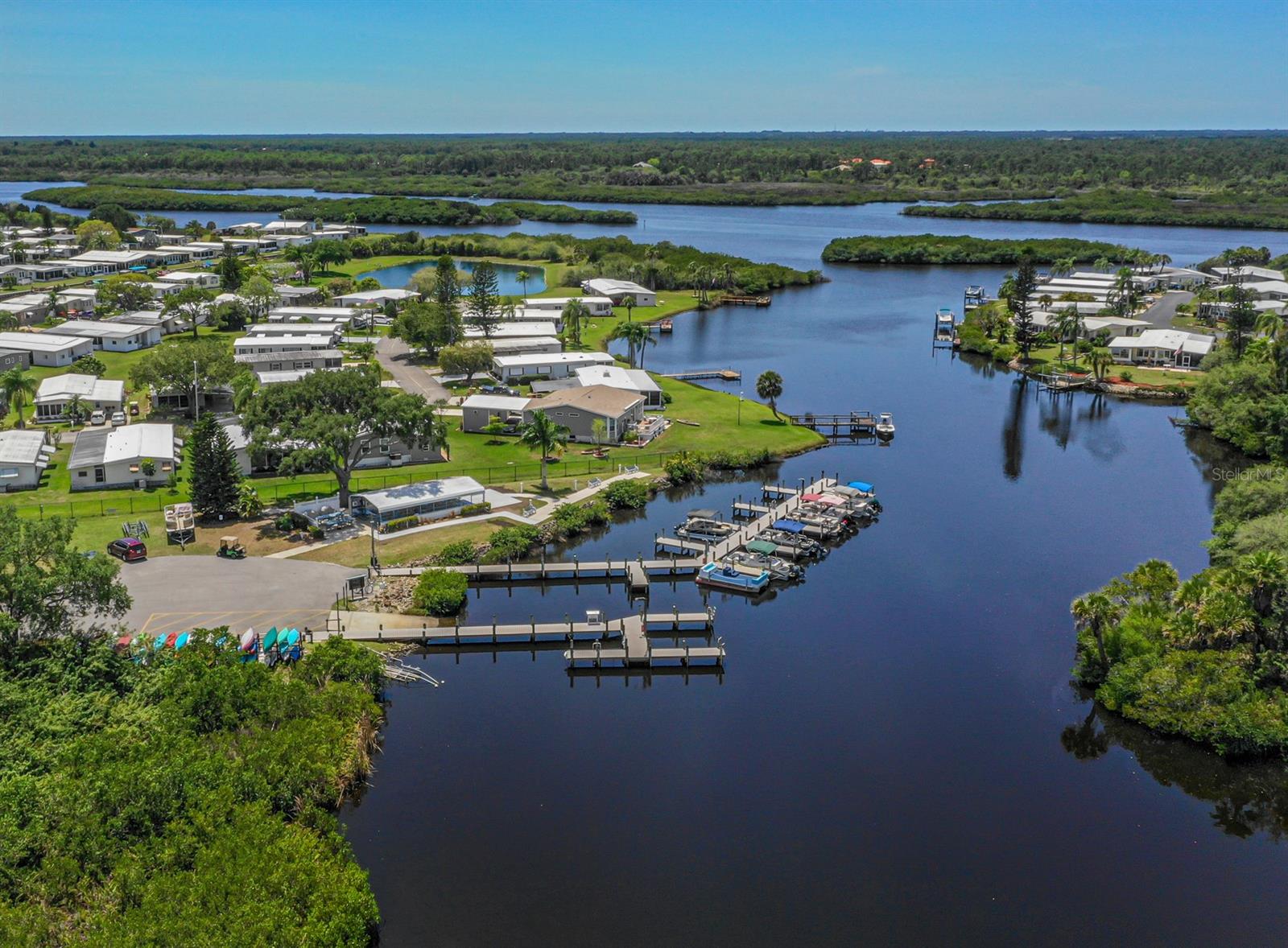 HARBOR ISLES IV - Residential
