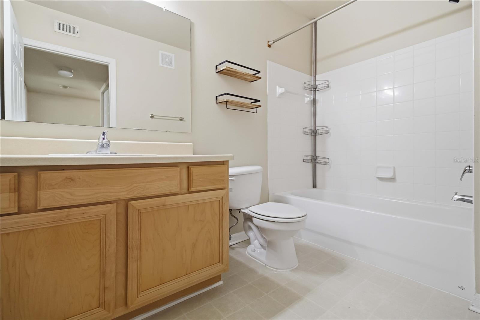 VILLAGIO - Residential Lease