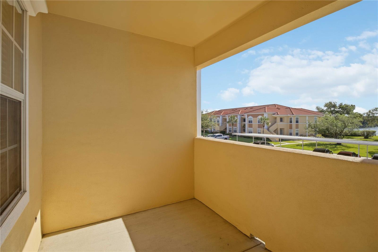 VILLAGIO - Residential Lease