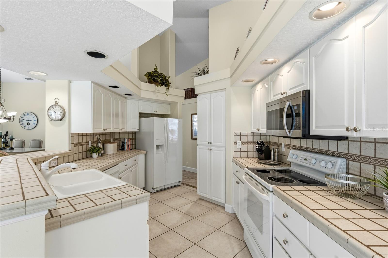 ROSEDALE 1 - Residential
