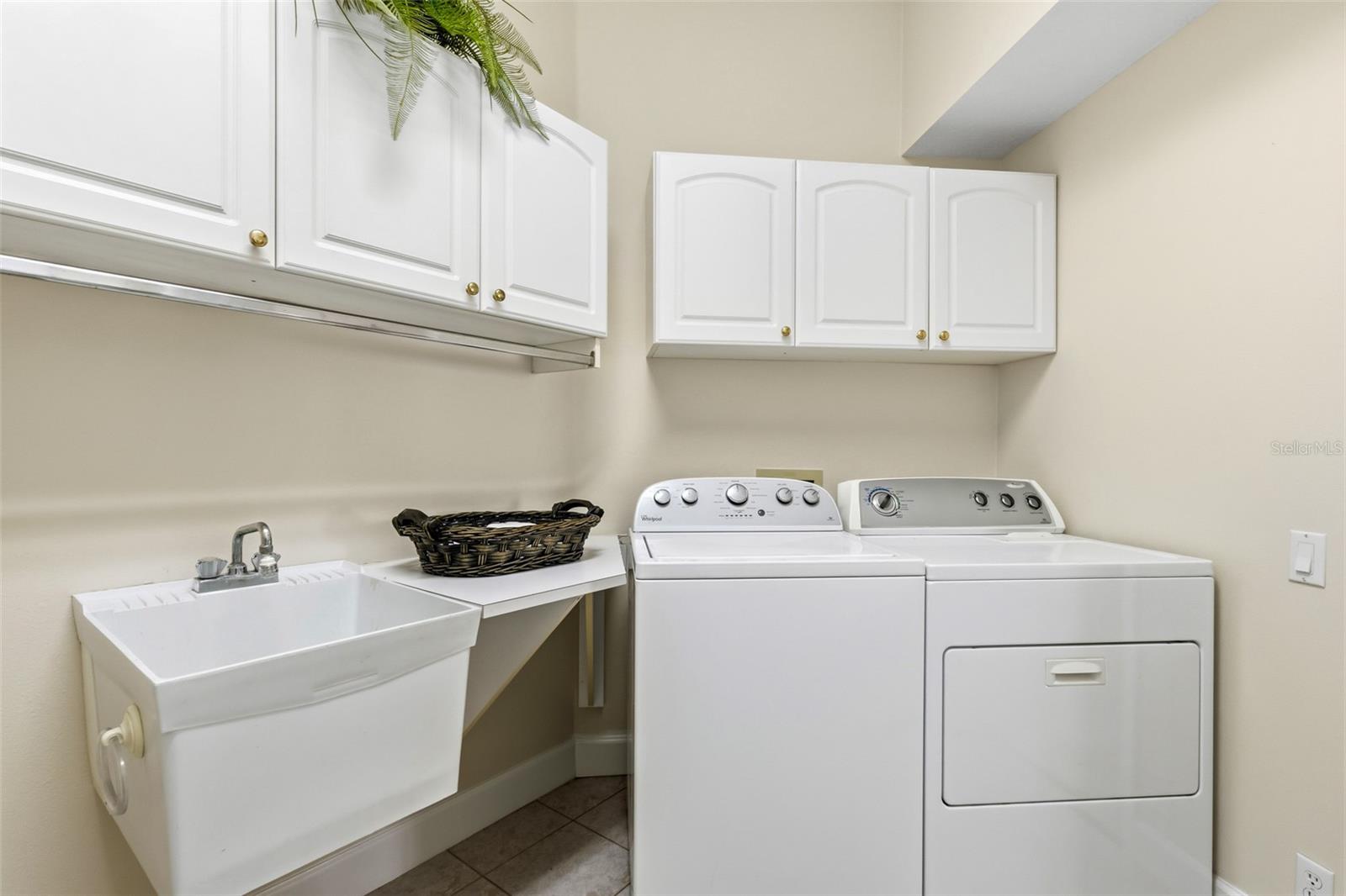 ROSEDALE 1 - Residential