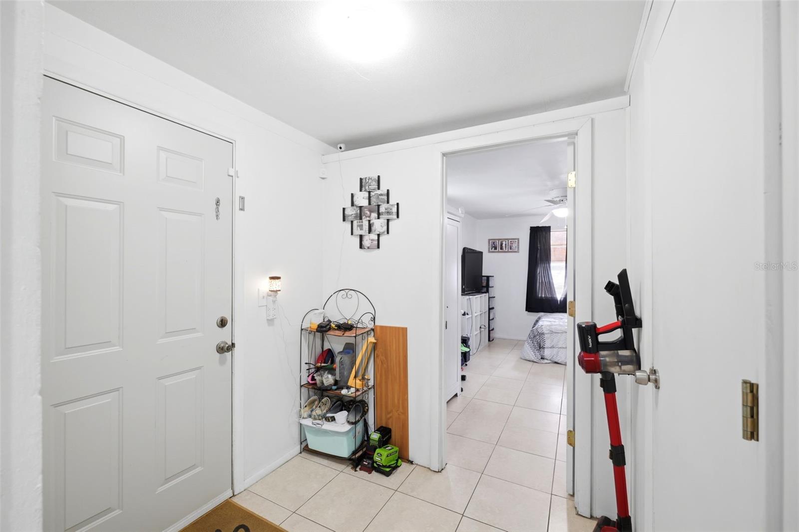 BEVERLY HILLS UNIT 03 - Residential