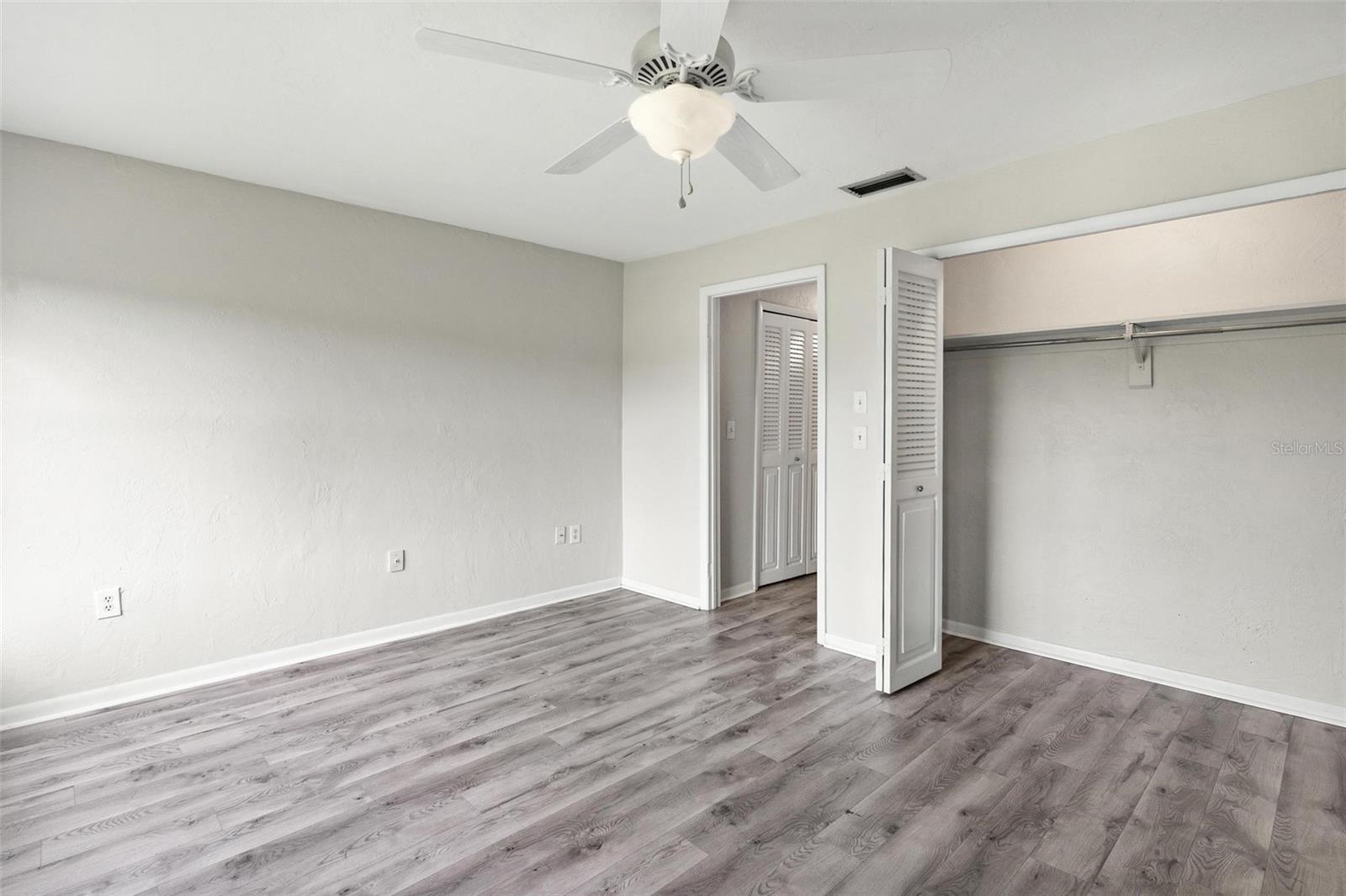 SANDALWOOD CONDO - Residential