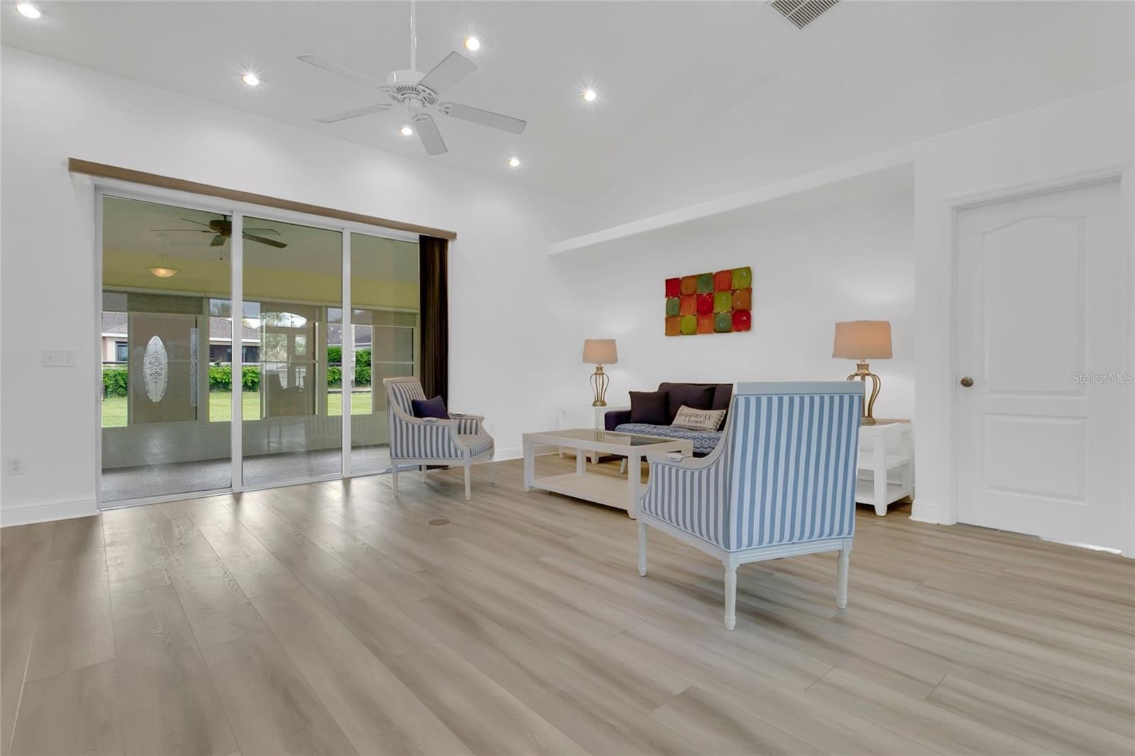 FAIRWAYS/ROLLING HILLS ADD 01 - Residential