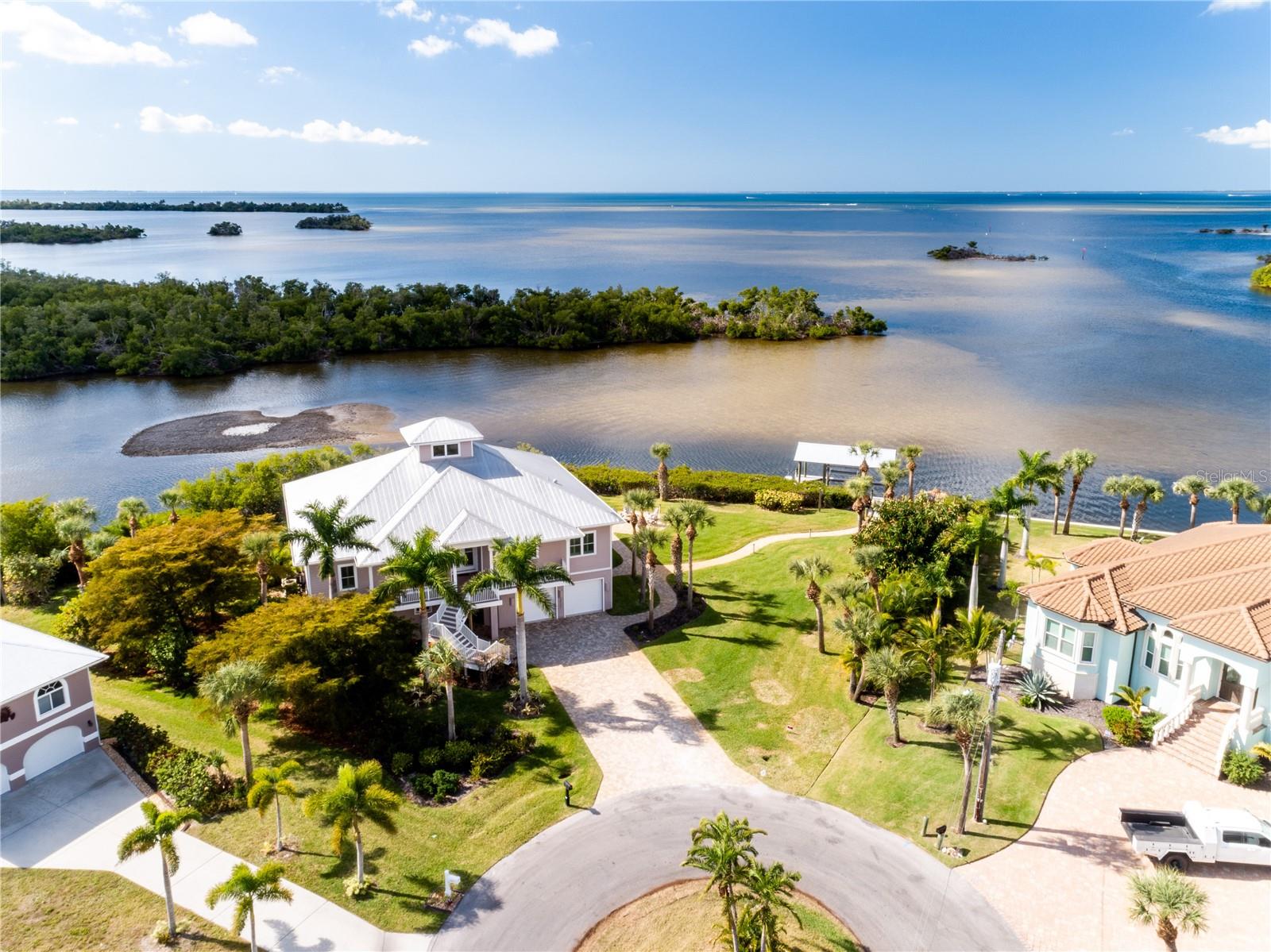 PIRATE HARBOR 01 - Residential