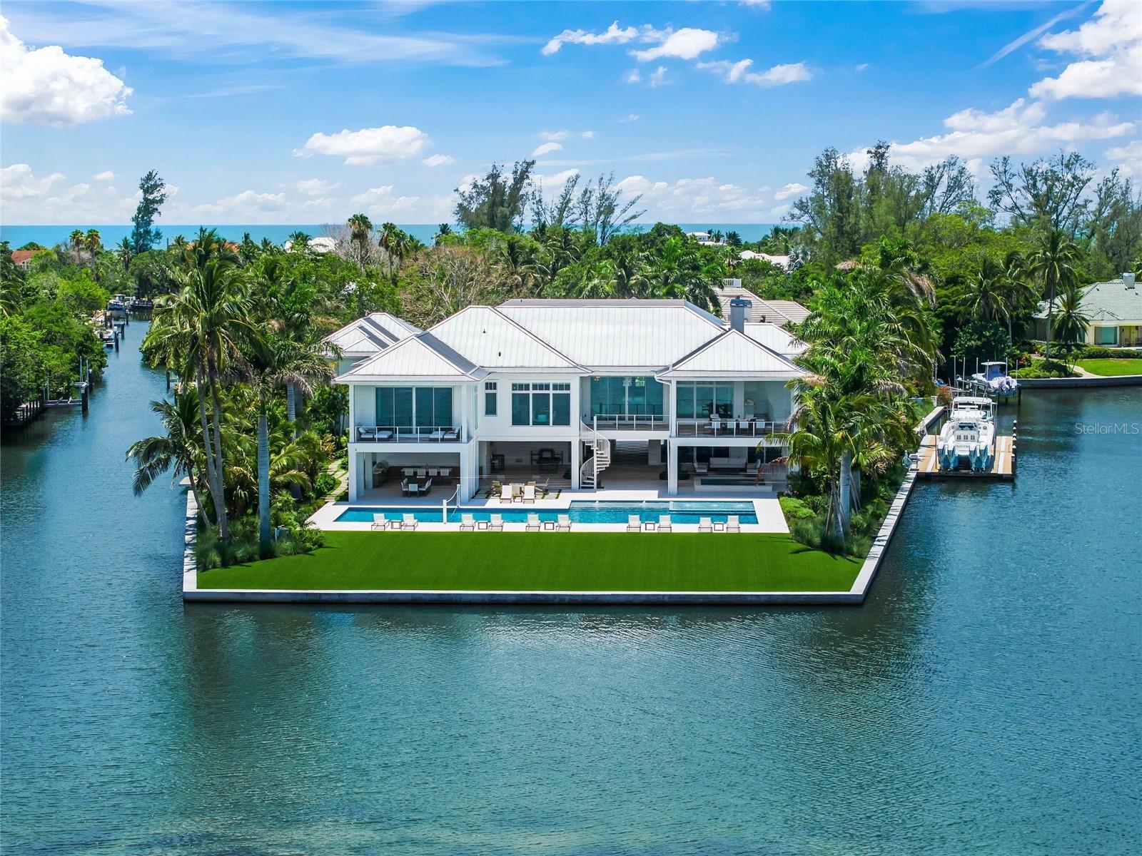 SLEEPY LAGOON PARK - Residential