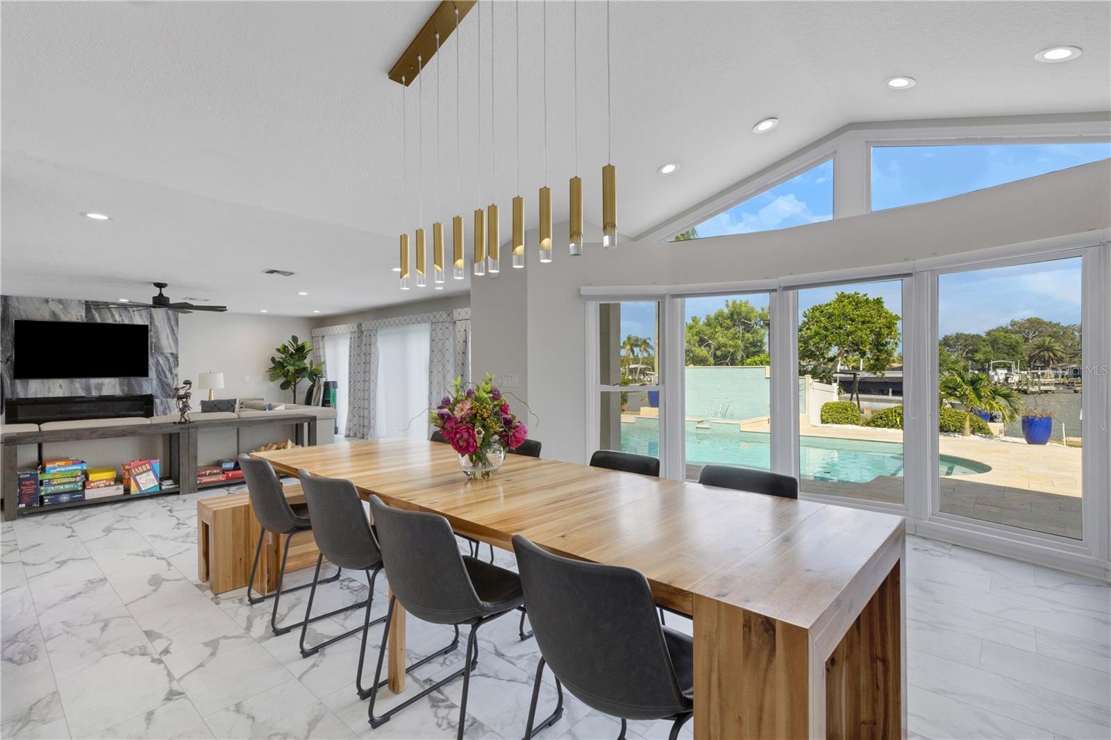 HARBOR HILLS 3RD ADD - Residential