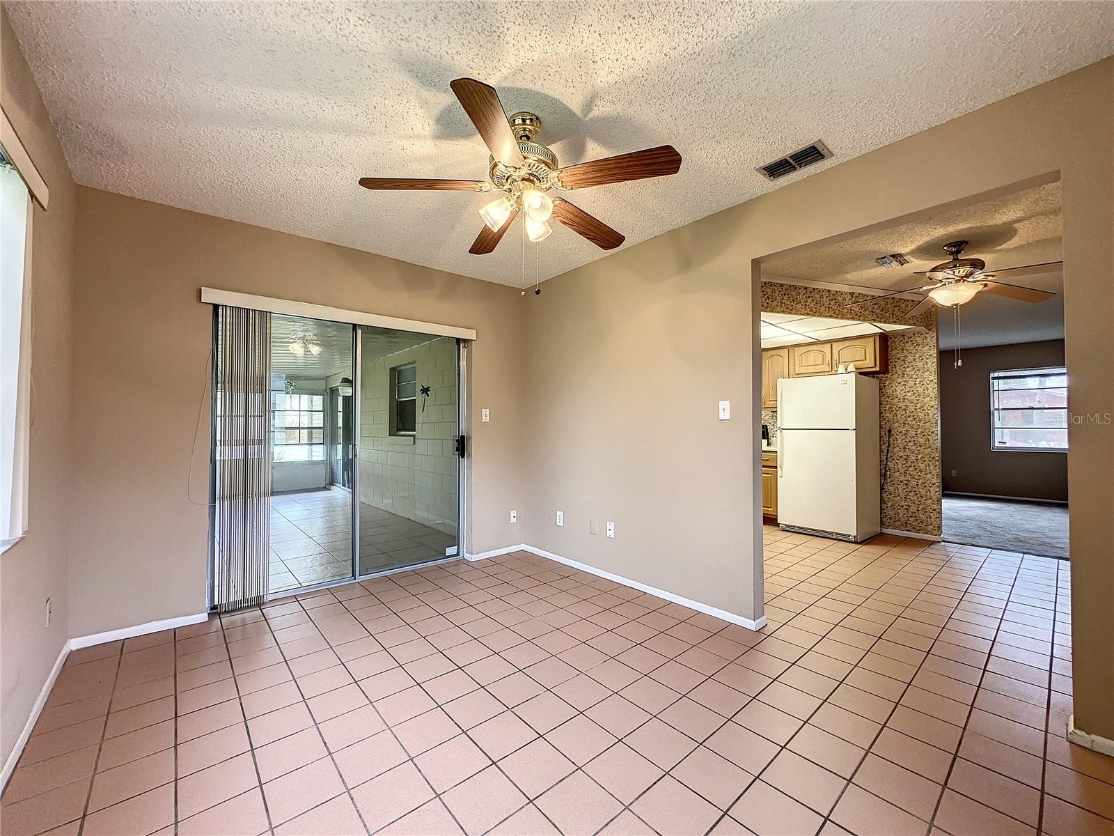 BUENAVENTURA LAKES UNIT 03 - Residential