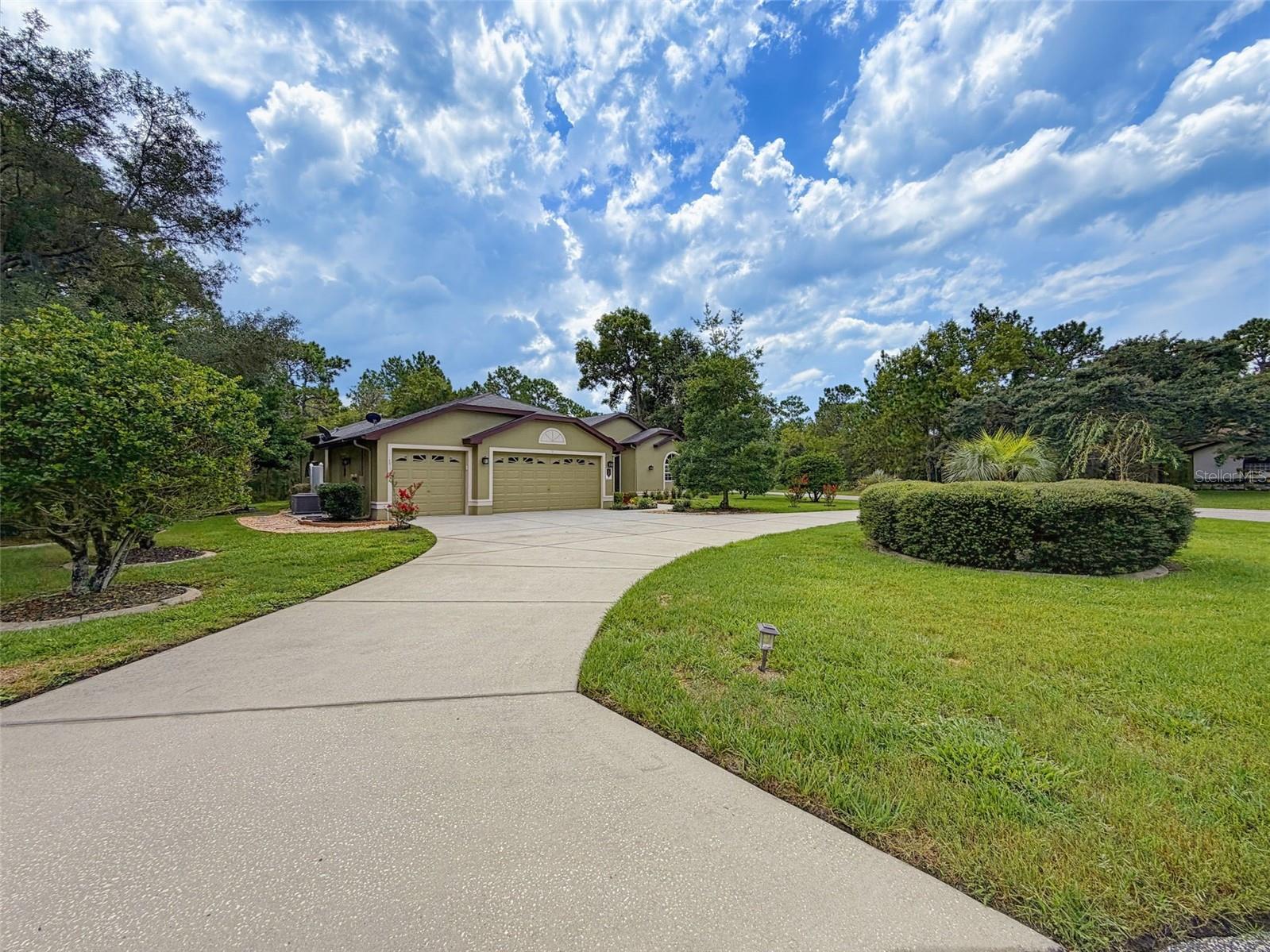 SUGARMILL WOODS OAK VILLAGE - Residential