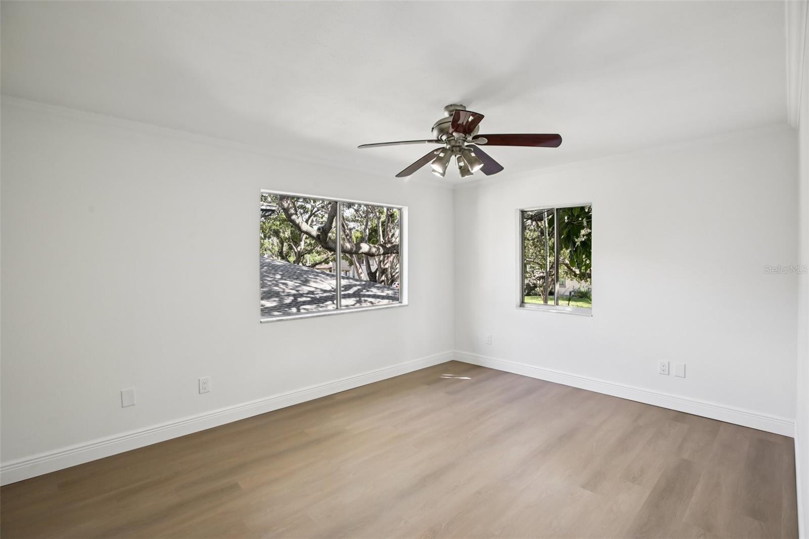 EASTWOOD SHORES 2 PH 2 - Residential
