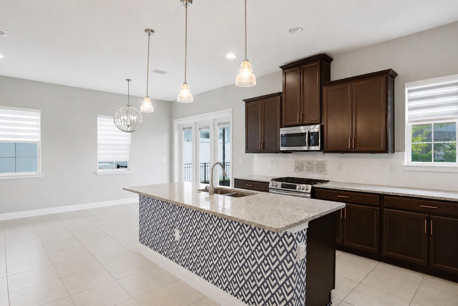 TWIN LAKES PH 1 - Residential