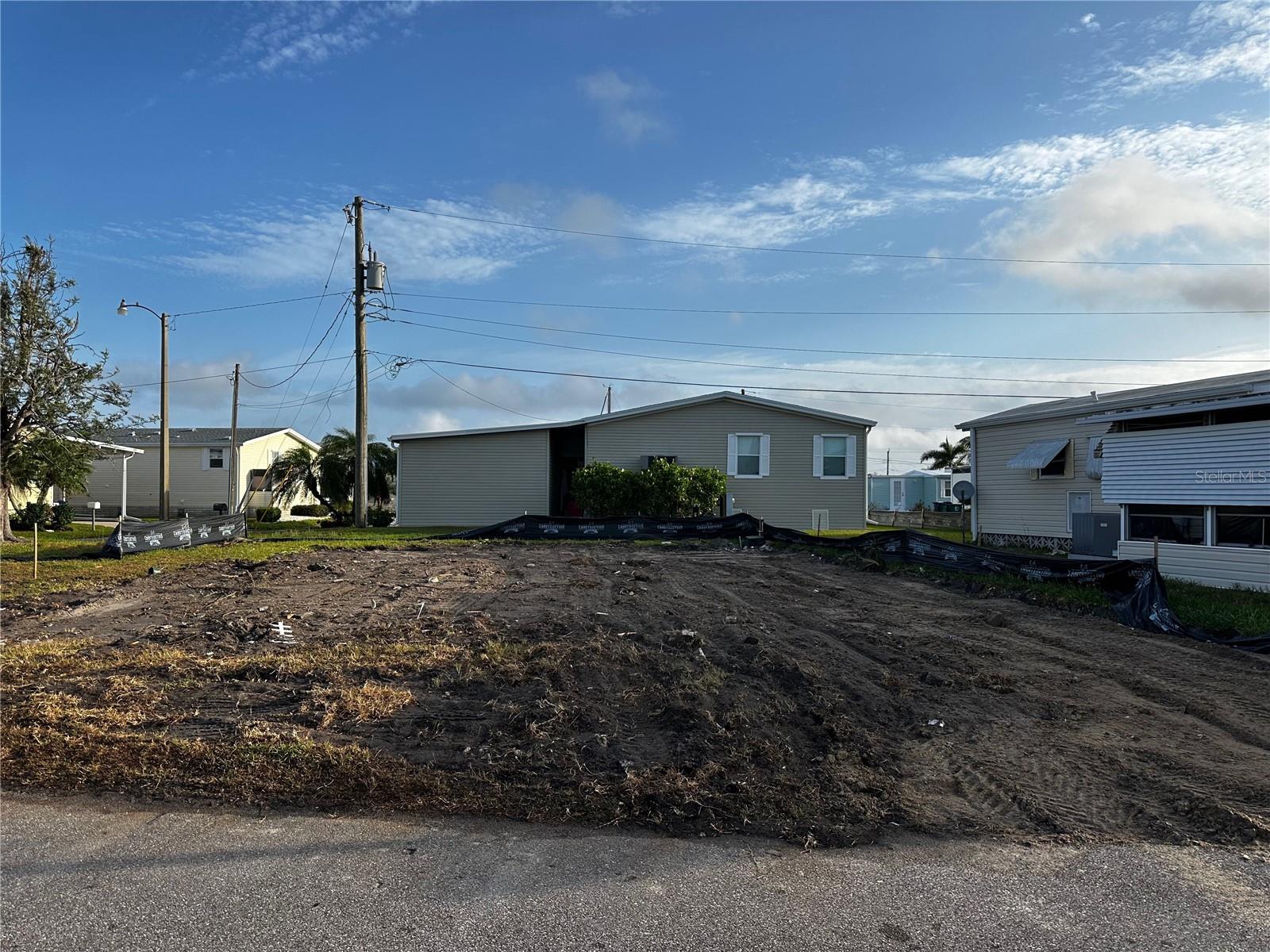 TROPIC ISLES CO-OP - Land