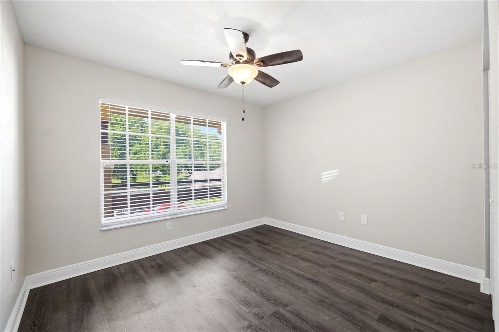 MILLPOND TRACE CONDO - Residential