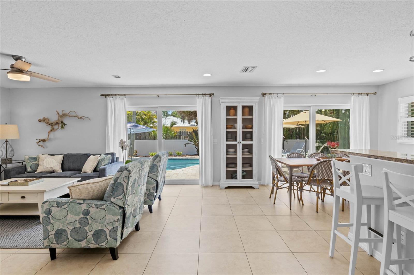 ANNA MARIA BEACH - Residential