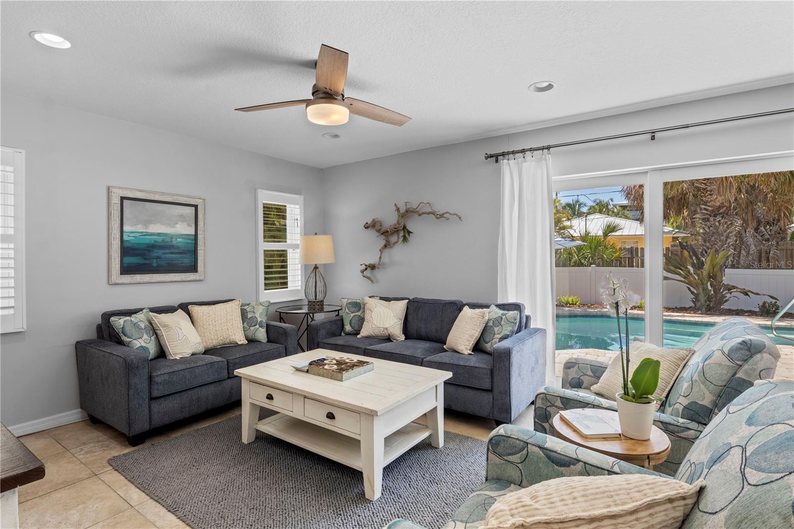 ANNA MARIA BEACH - Residential
