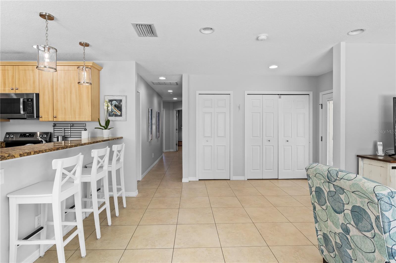 ANNA MARIA BEACH - Residential