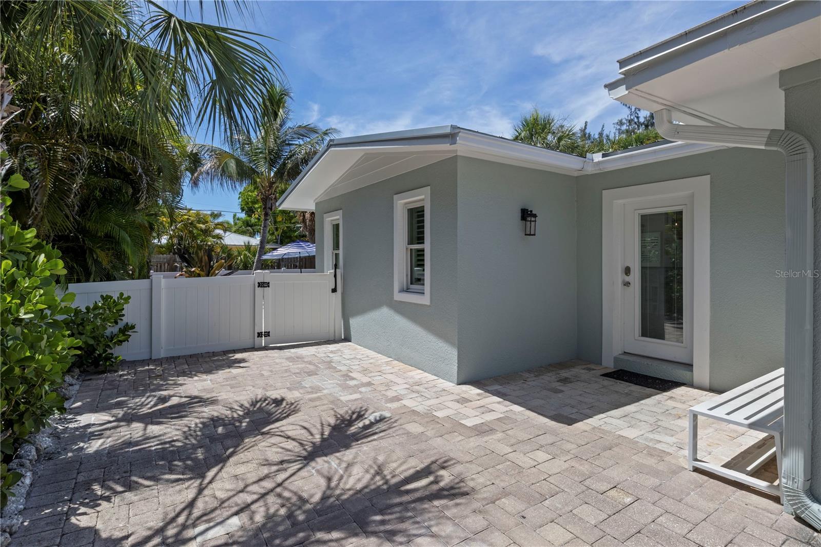 ANNA MARIA BEACH - Residential