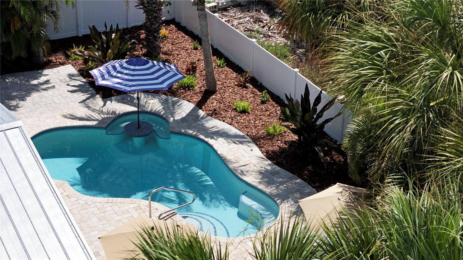 ANNA MARIA BEACH - Residential