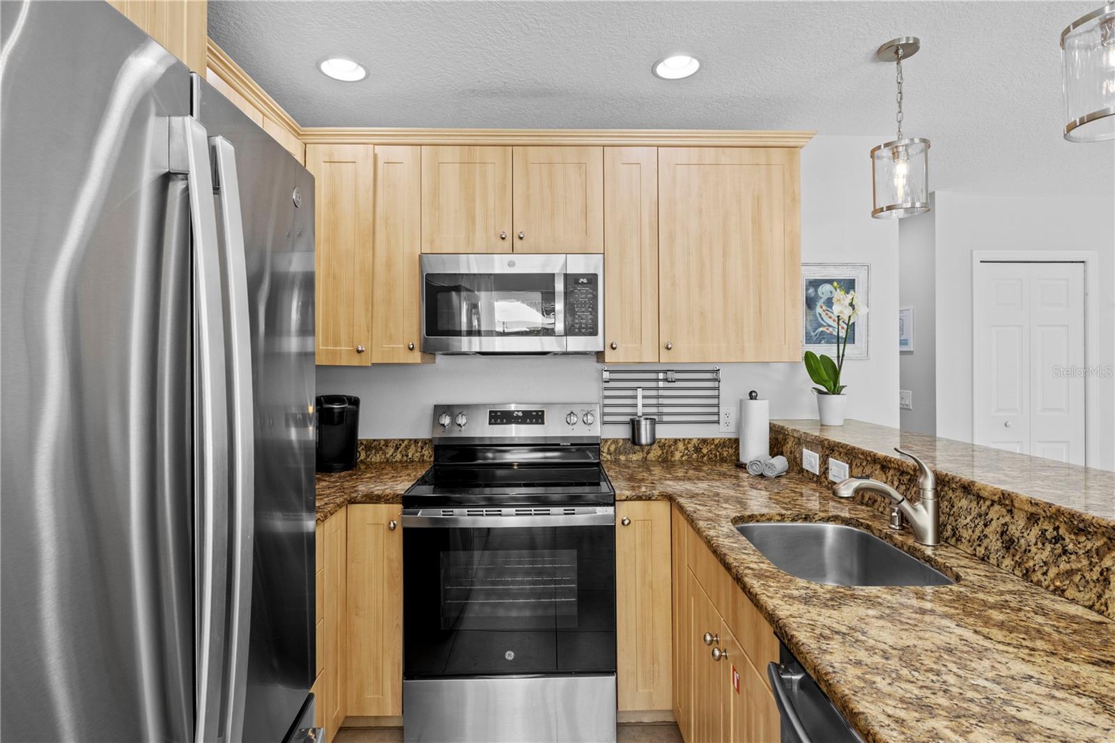 ANNA MARIA BEACH - Residential