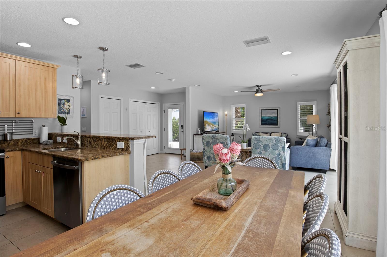 ANNA MARIA BEACH - Residential