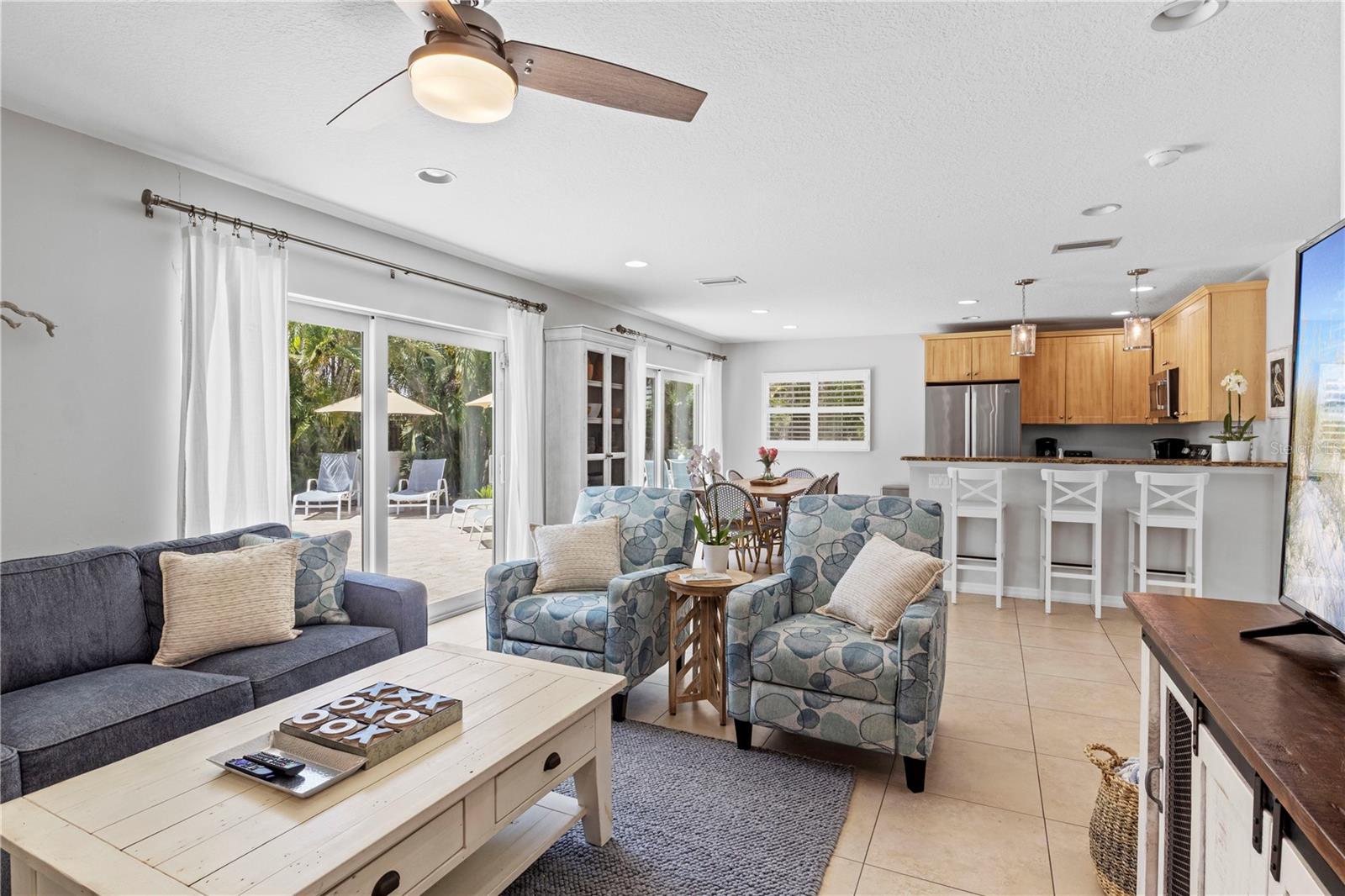 ANNA MARIA BEACH - Residential