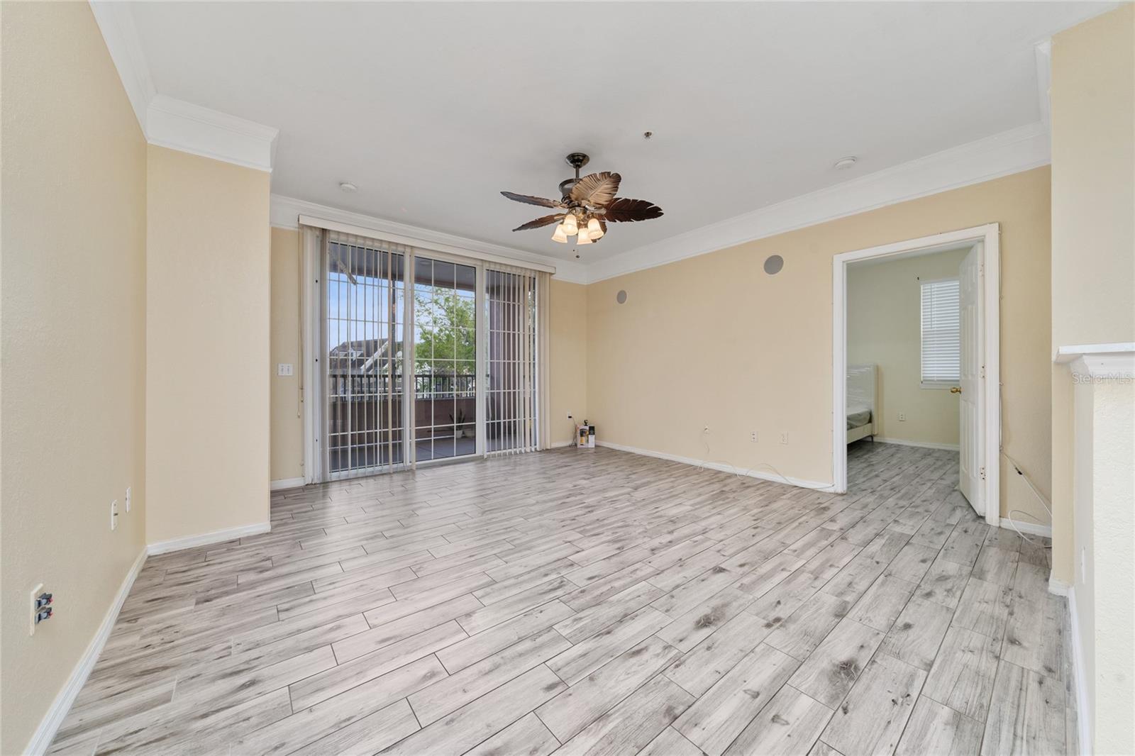 HAMPTONS/METROWEST - Residential