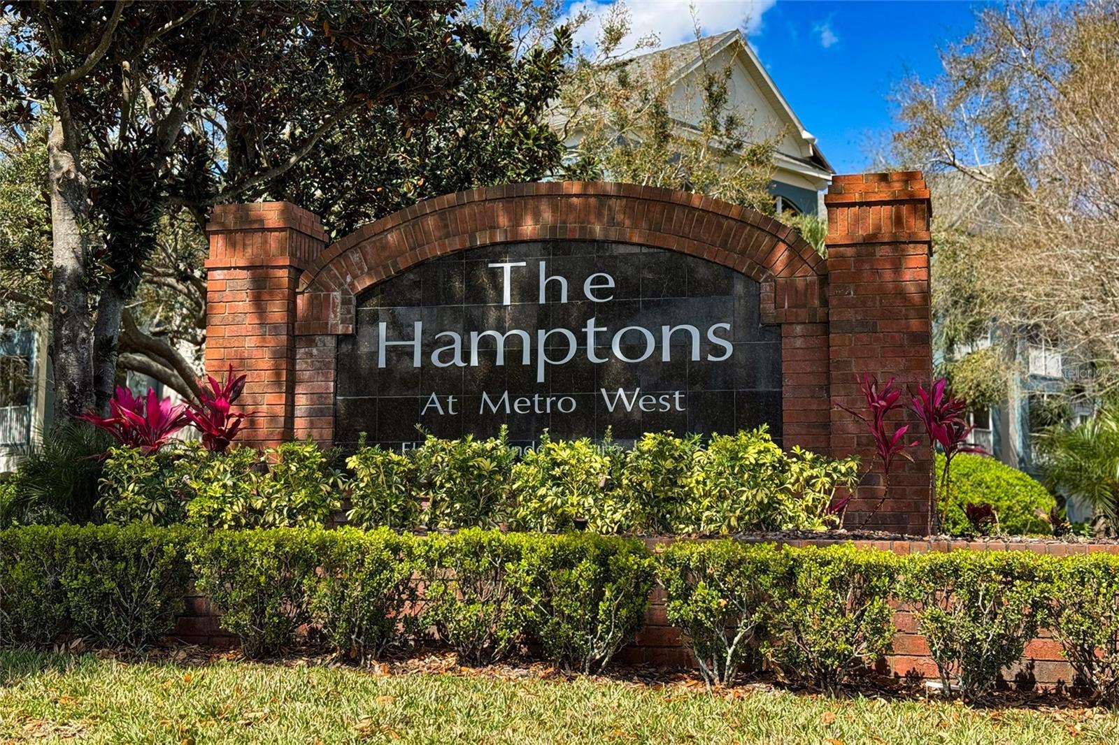 HAMPTONS/METROWEST - Residential