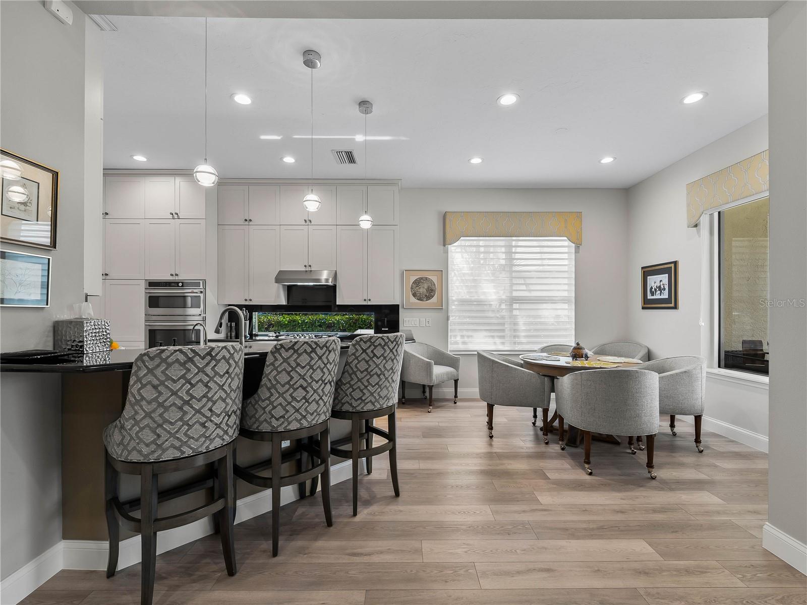 KENWOOD PARK - Residential