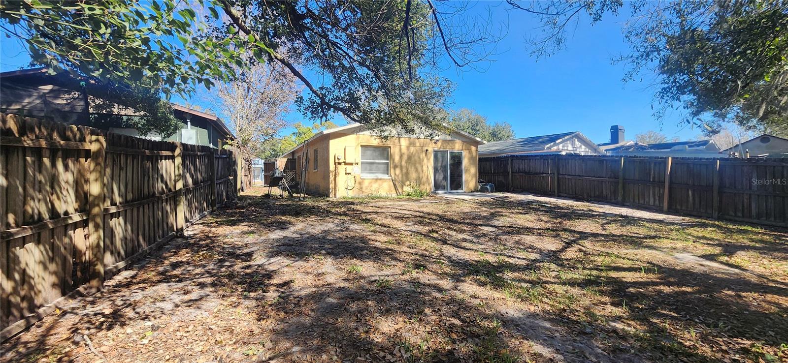 WILLOW LAKE - Residential