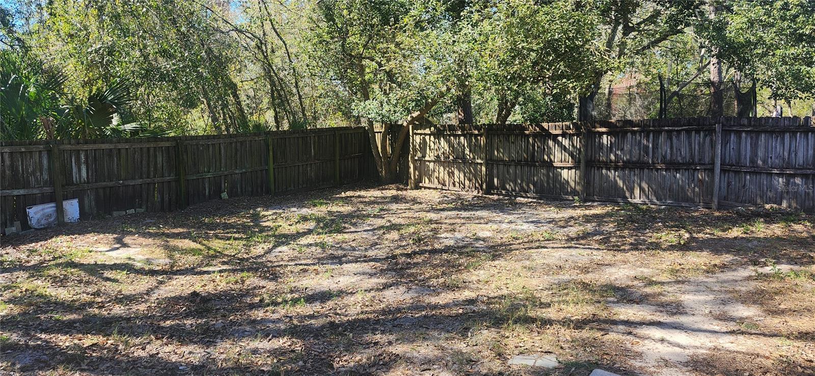 WILLOW LAKE - Residential