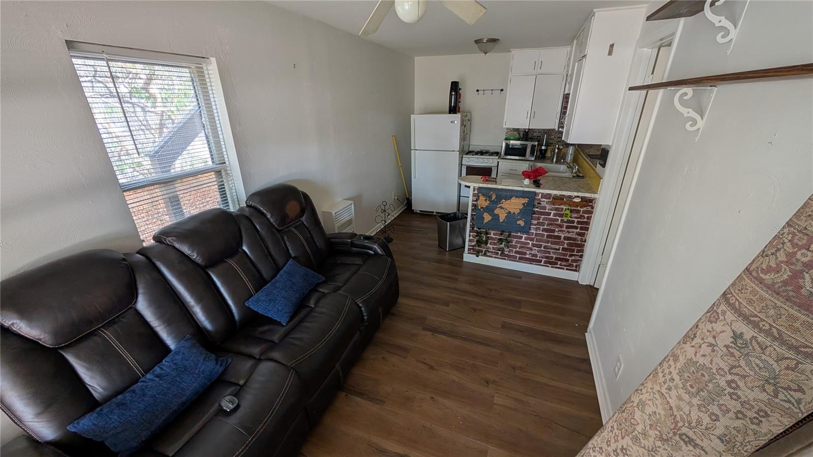 BUNGALOW CITY - Residential Income