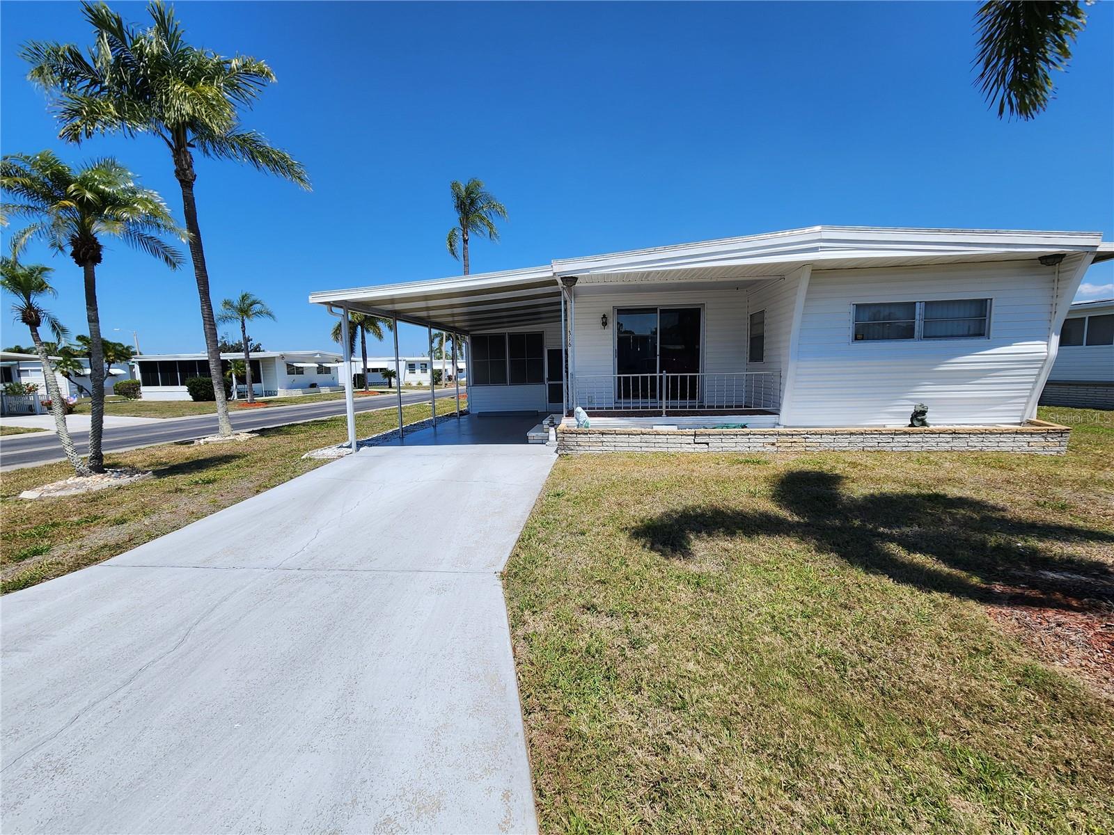 CHATEAU VILLAGE CO-OP - Residential