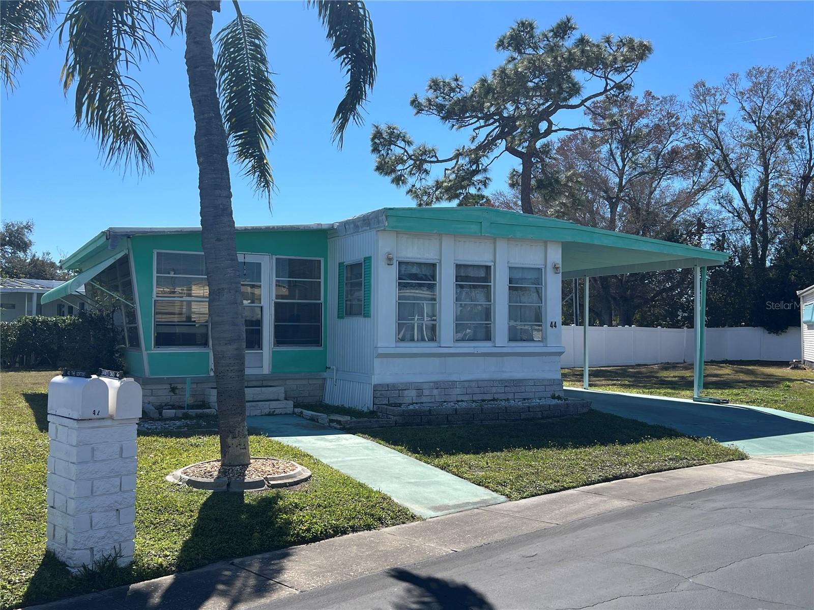 LAKE HIGHLANDER MOBILE HOME PARK UNREC - Residential