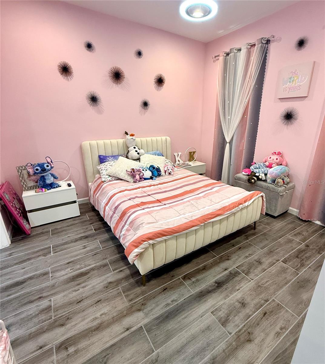 GOLDEN RDG - Residential Lease