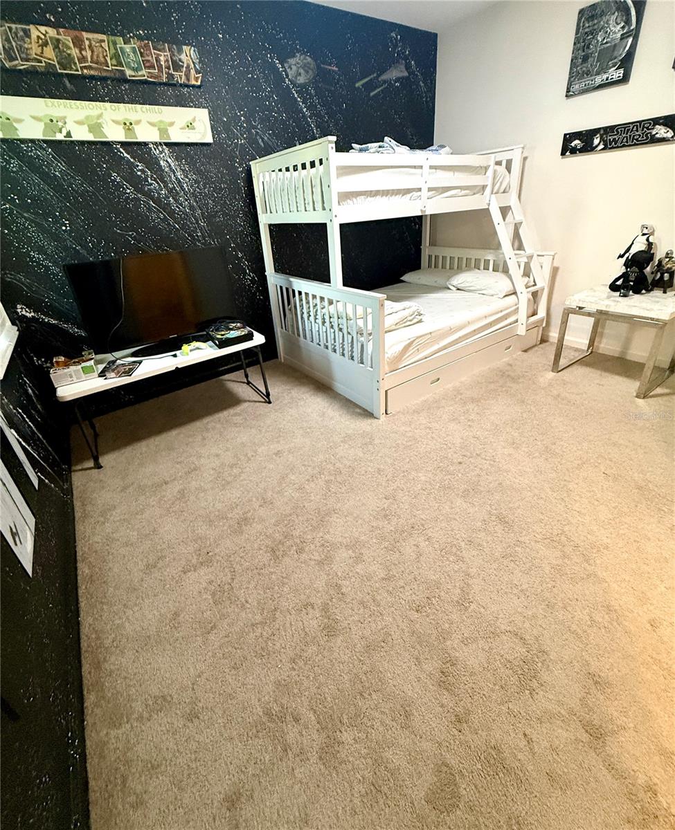 GOLDEN RDG - Residential Lease