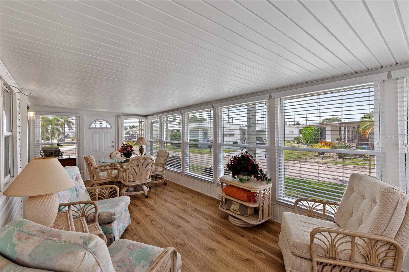 DE SOTO COMMUNITY UNIT ONE - Residential