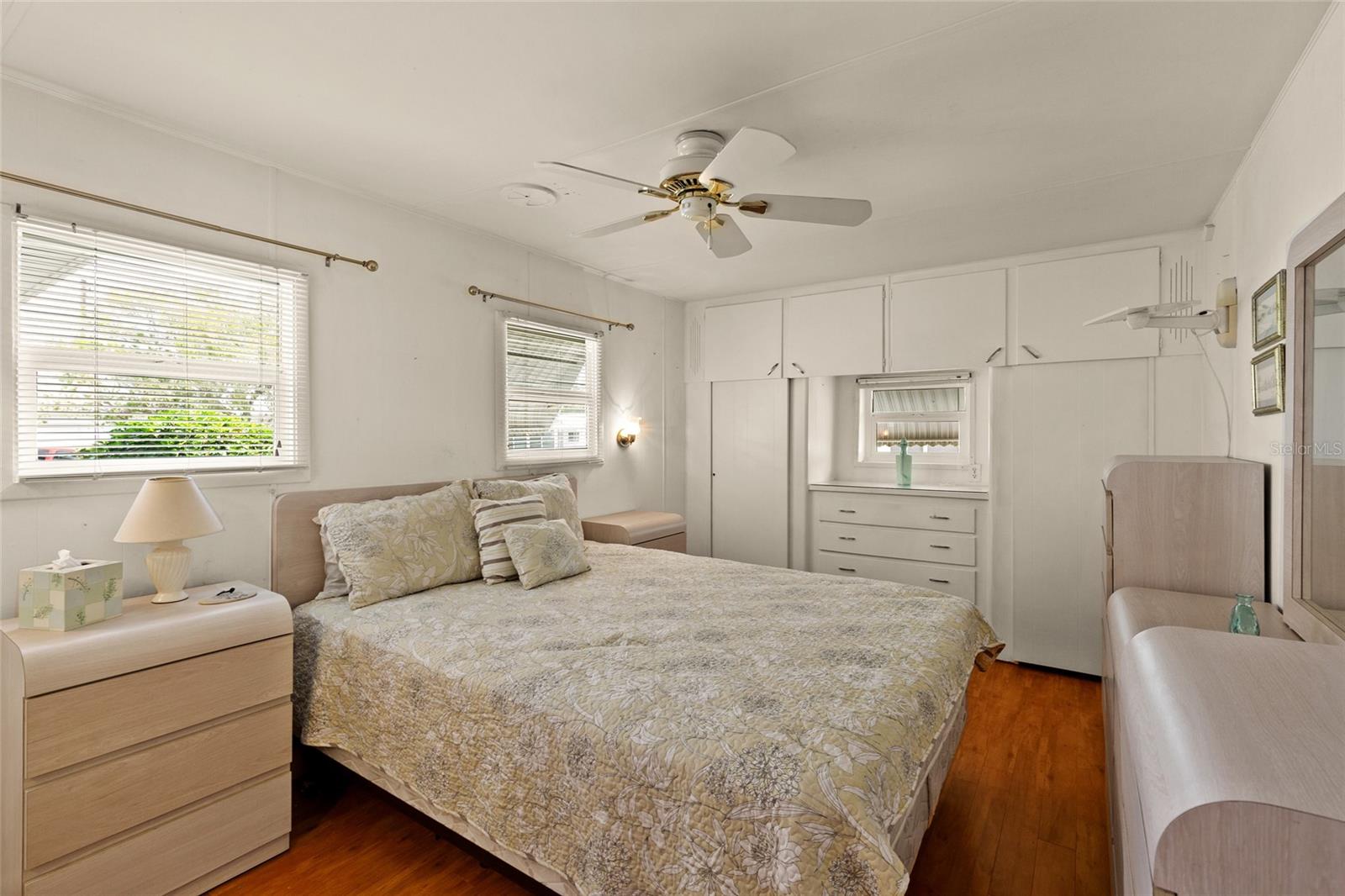 DE SOTO COMMUNITY UNIT ONE - Residential
