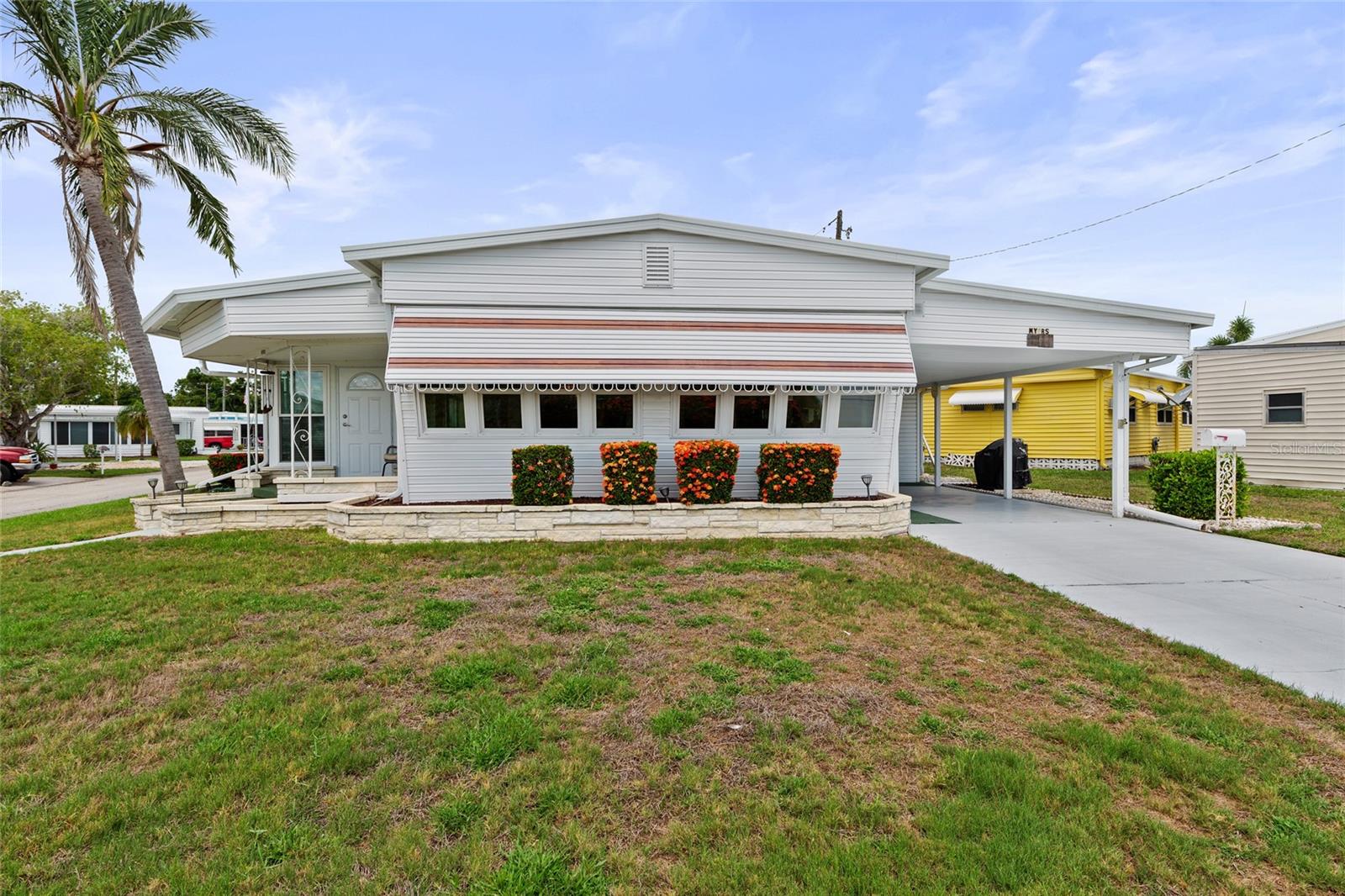 DE SOTO COMMUNITY UNIT ONE - Residential