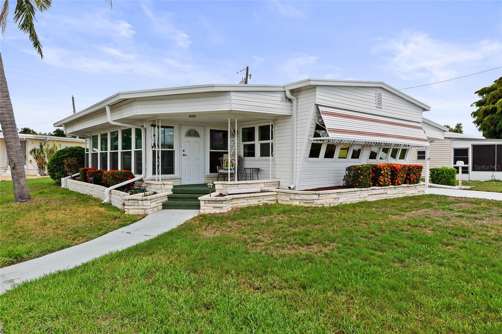 DE SOTO COMMUNITY UNIT ONE - Residential