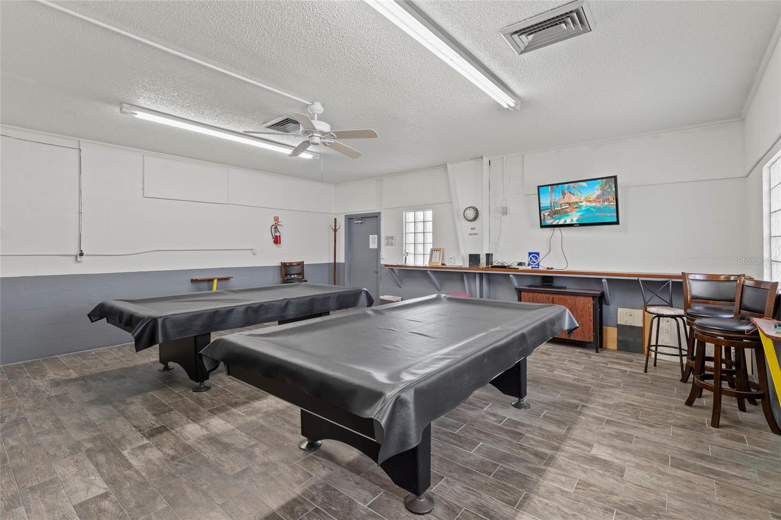 DE SOTO COMMUNITY UNIT ONE - Residential